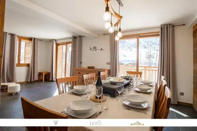 Coin salon dans l'établissement MARMOTTE 102 - Beau T4 pour 10, aux pieds des pistes