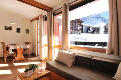 Vue générale sur la montagne ou vue sur la montagne depuis l'appartement