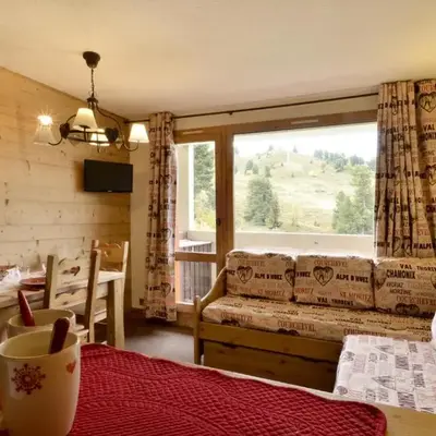 Résidence Onyx - Appartement rénové et tout confort · Accès direct aux pistes · Vue pistes MAE-3458