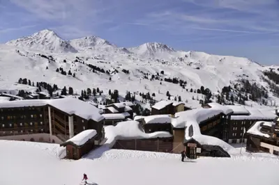 L'établissement Résidence Themis - Magnifique appartement · Skis aux pieds · Vue pistes · Casier à skis MAE-3485 en hiver