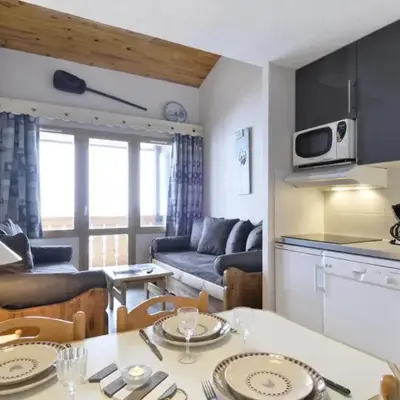 Résidence Licorne - Appartement rénové · Accès direct aux pistes · Vue pistes · Balcon MAE-3497