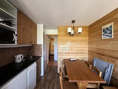 Cuisine ou kitchenette dans l'établissement Résidence Themis - Agréable studio · Accès direct aux pistes · Vue pistes · Casier à skis MAE-3535