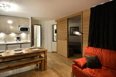 Télévision ou salle de divertissement dans l'établissement Résidence Andromede - Charmant appartement · Ski aux pieds · Vue pistes · Balcon MAE-3571