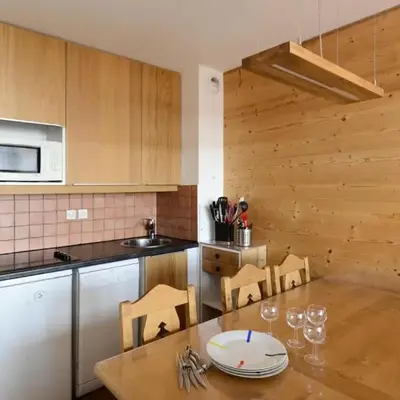Résidence Licorne - Appartement tout confort · Skis aux pieds · Vue pistes · Casier à skis MAE-3573
