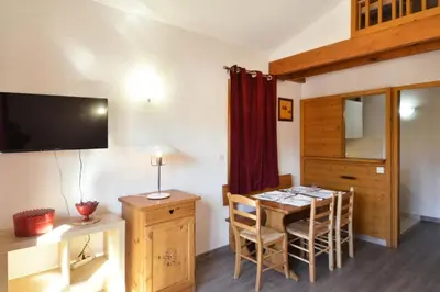 Télévision ou salle de divertissement dans l'établissement Résidence Carene - Appartement tout confort avec mezzanine · Proche des pistes · Vue pistes MAE-3579
