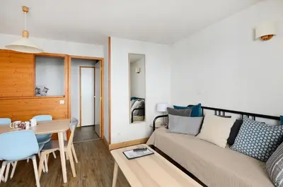 Coin salon dans l'établissement Résidence Carene - Appartement tout confort et agréable · Proche des pistes · Vue pistes MAE-3581