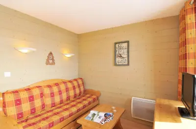 Télévision ou salle de divertissement dans l'établissement Résidence Aigue-marine - Appartement lumineux · Skis aux pieds · Vue pistes · Balcon MAE-3582