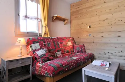 Coin salon dans l'établissement Résidence Turquoise - Appartement chaleureux · Accès direct aux pistes · Casier à skis MAE-3595