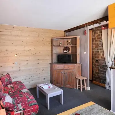 Résidence Turquoise - Appartement chaleureux · Accès direct aux pistes · Casier à skis MAE-3595