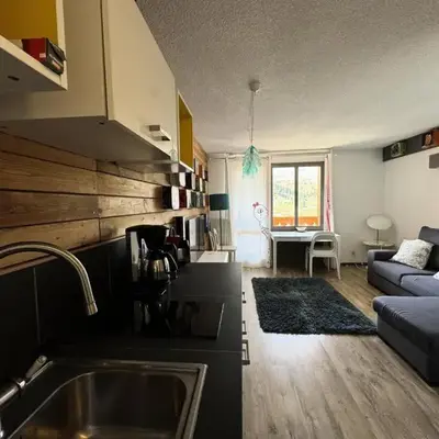 Résidence Carene - Appartement chaleureux · Proche des pistes · Vue pistes · Balcon MAE-3623
