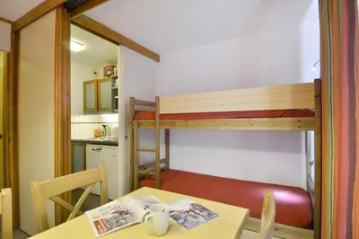 Un ou plusieurs lits dans un hébergement de l'établissement Résidence Croix Du Sud - Chaleureux studio · Cœur de station · Vue pistes · Balcon MAE-3637