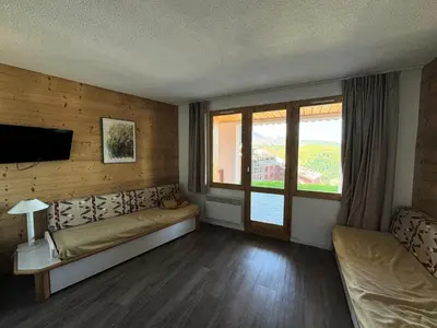 Télévision ou salle de divertissement dans l'établissement Résidence Licorne - Appartement confortable · Skis au pieds · Vue pistes · Balcon MAE-3657