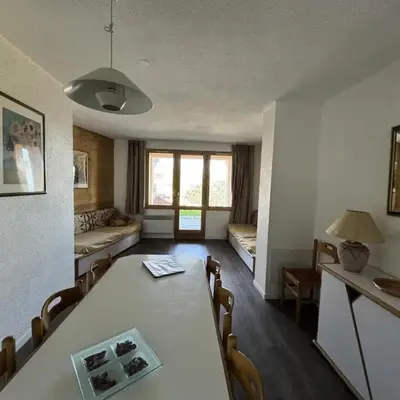 Résidence Licorne - Appartement confortable · Skis au pieds · Vue pistes · Balcon MAE-3657