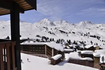 L'établissement Résidence Themis - Appartement fonctionnel · Skis aux pieds · Balcon avec vue sur pistes MAE-3663 en hiver