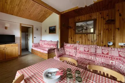 Télévision ou salle de divertissement dans l'établissement Résidence Aigue-marine - Appartement chaleureux · Accès direct aux pistes · Vue pistes MAE-3678