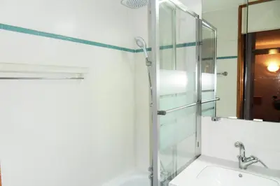 Salle de bains dans l'établissement Résidence Amethyste - Studio fonctionnel · À deux pas des pistes · Vue pistes MAE-3719