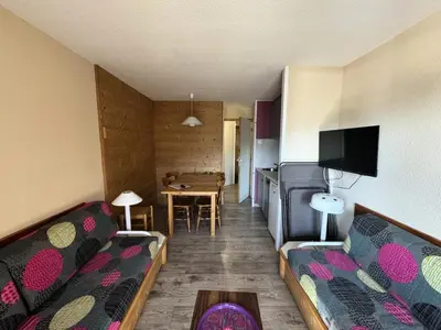 Télévision ou salle de divertissement dans l'établissement Résidence Pegase - Studio fonctionnel · Pied des pistes · Vue pistes · Balcon MAE-3720