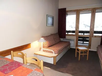 Un ou plusieurs lits dans un hébergement de l'établissement Résidence Pegase - Studio confortable · Accès direct aux pistes · Vue pistes · Balcon MAE-3725