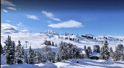 L'établissement Résidence Aigue-marine - Studio sur les pistes entièrement rénové · Accès direct aux pistes · Balcon MAE-3732 en hiver