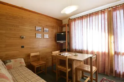 Télévision ou salle de divertissement dans l'établissement Résidence Comete - Appartement fonctionnel · Cœur de station · Balcon vue pistes MAE-3763