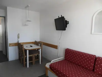 Coin salon dans l'établissement Résidence Andromede - Appartement fonctionnel · Accès direct aux pistes · Vue pistes MAE-3765