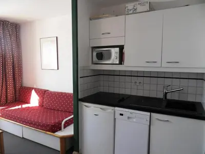 Cuisine ou kitchenette dans l'établissement Résidence Andromede - Appartement fonctionnel · Accès direct aux pistes · Vue pistes MAE-3765