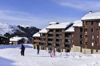 L'établissement Résidence Agate - Studio fonctionnel · Au pied des pistes · Vue vallée MAE-3796 en hiver