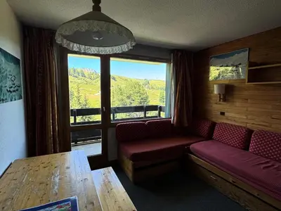 Coin salon dans l'établissement Résidence Turquoise - Appartement fonctionnel avec balcon · Accès direct aux pistes · Vue pistes MAE-7130