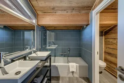 Salle de bains dans l'établissement Chalet Merveilles by Les Etincelles