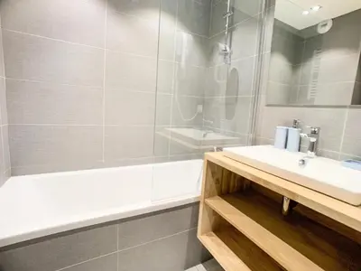 Salle de bains dans l'établissement Résidence Tommeuses - Appartement rénové·Pieds des pistes ·Balcon MAE-6699