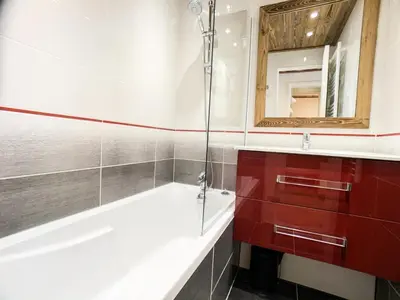 Salle de bains dans l'établissement Résidence Tommeuses - Studio rénové·Pieds des pistes ·Balcon MAE-6704