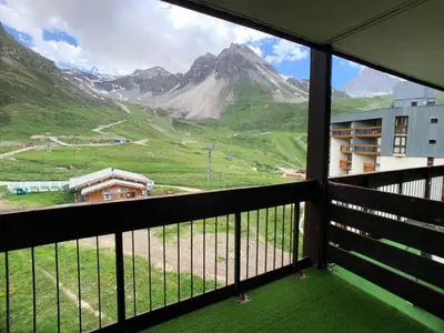 Vue générale sur la montagne ou vue sur la montagne depuis l'appartement