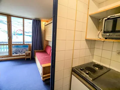 Cuisine ou kitchenette dans l'établissement Résidence Rond Point Des Pistes C - Studio·Proche des pistes·Balcon MAE-6804