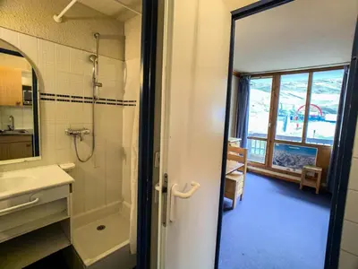 Salle de bains dans l'établissement Résidence Rond Point Des Pistes C - Studio·Proche des pistes·Balcon MAE-6804