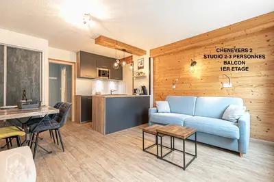 Cuisine ou kitchenette dans l'établissement LES CHENEVERS