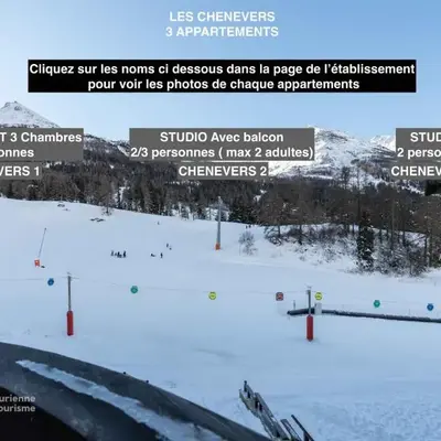 LES CHENEVERS