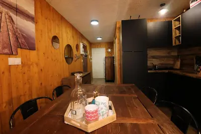 Cuisine ou kitchenette dans l'établissement Résidence Pramecou - 2 pièces confort à proximité des commerces MAE-6783