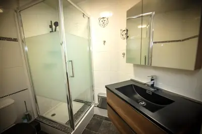 Salle de bains dans l'établissement Le Rosset