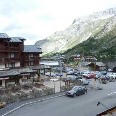 Vue générale sur la montagne ou vue sur la montagne depuis l'appartement