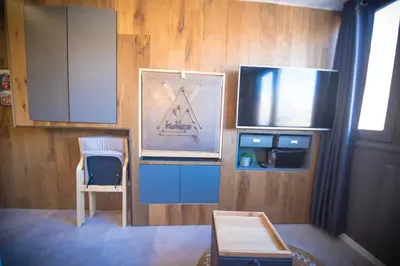 Cuisine ou kitchenette dans l'établissement Superbe -Appartement 2 personnes - Tignes le Lac - 813 - Le Palafour