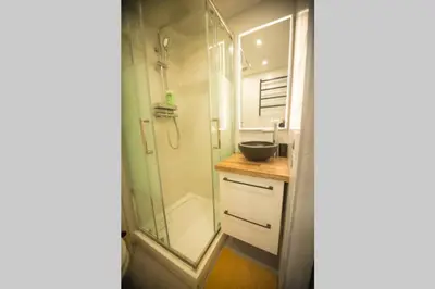 Salle de bains dans l'établissement Superbe -Appartement 2 personnes - Tignes le Lac - 813 - Le Palafour
