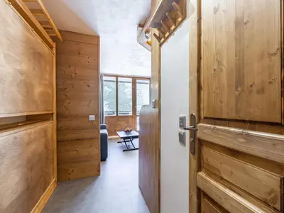 Coin salon dans l'établissement Studio Rond Point des Pistes - Val Claret-13 by Interhome