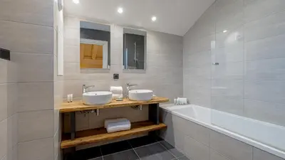 Salle de bains dans l'établissement Chalet Juliette by Les Etincelles