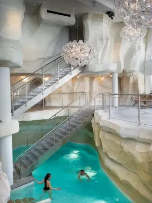Piscine de l'établissement Appartement Standing 5* Arc 1950 ou située à proximité