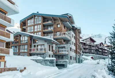L'établissement Chalet Hotel Yeti en hiver