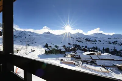 Vue générale sur la montagne ou vue sur la montagne depuis l'appartement
