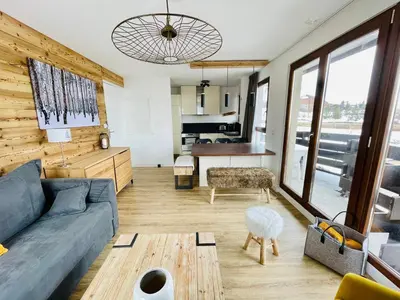 Cuisine ou kitchenette dans l'établissement Moderne 3 pièces calme pour 4-5 personnes avec wifi à Tignes - FR-1-641-84
