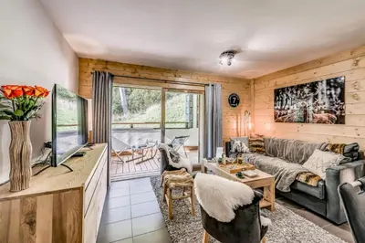 Coin salon dans l'établissement Résidence Les Balcons EtoilÉs - Appartement 4 au pied des pistes MAE-4224