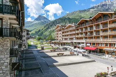 Vue générale sur la montagne ou vue sur la montagne depuis l'appartement