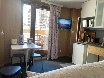 Cuisine ou kitchenette dans l'établissement MyHome - Curling B35 - Beau studio cabine refait à neuf 4pax - Val Claret